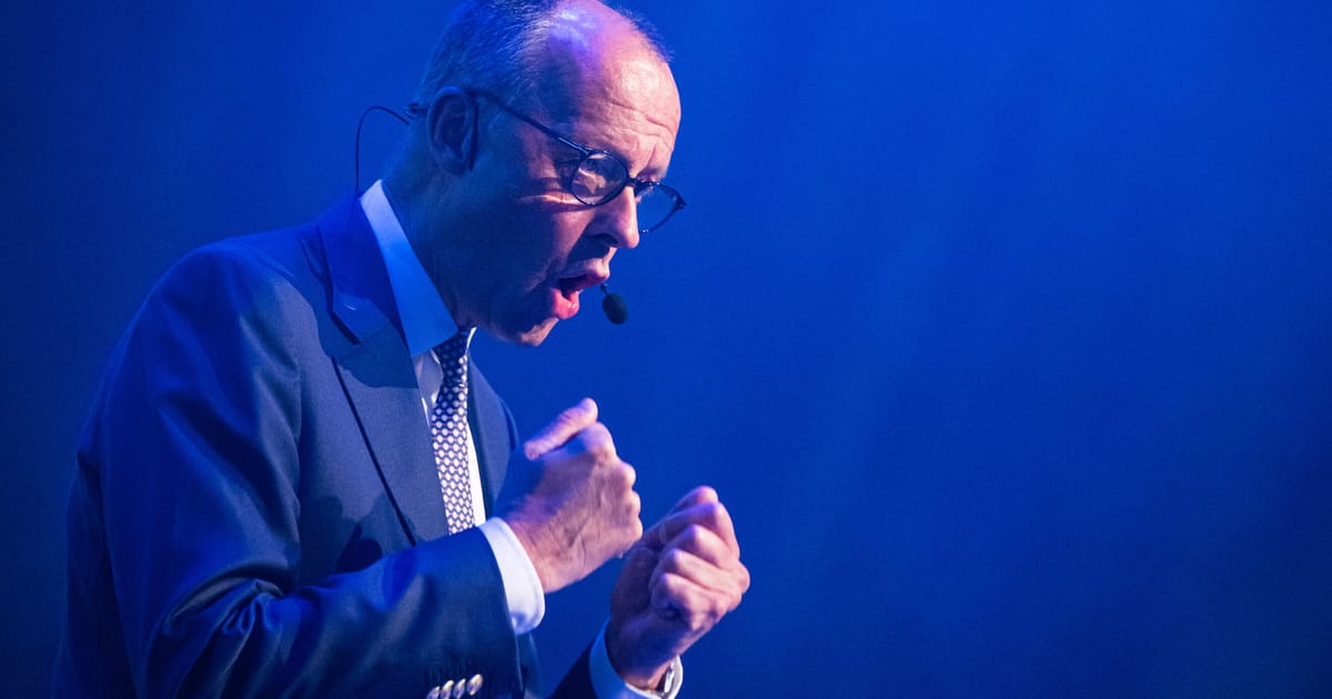 Merz esueaza in incercarea sa de revenire