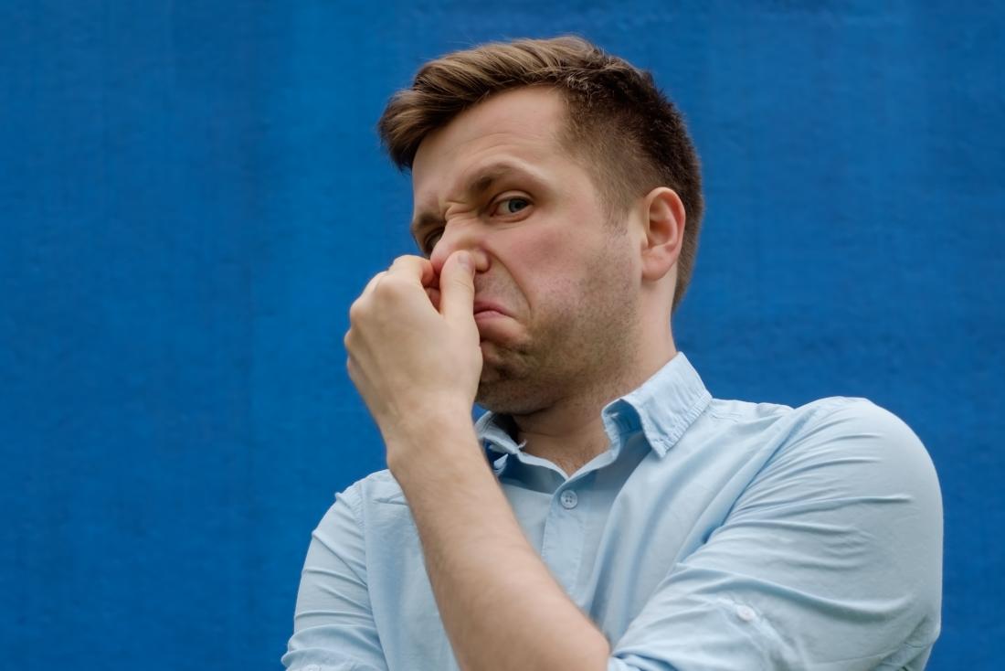 Miros insuportabil din nou in Cluj Napoca Locuitorii unui cartier nu pot aerisi de doua zile Pentru ca altora sa le mearga afacerea noi suferim