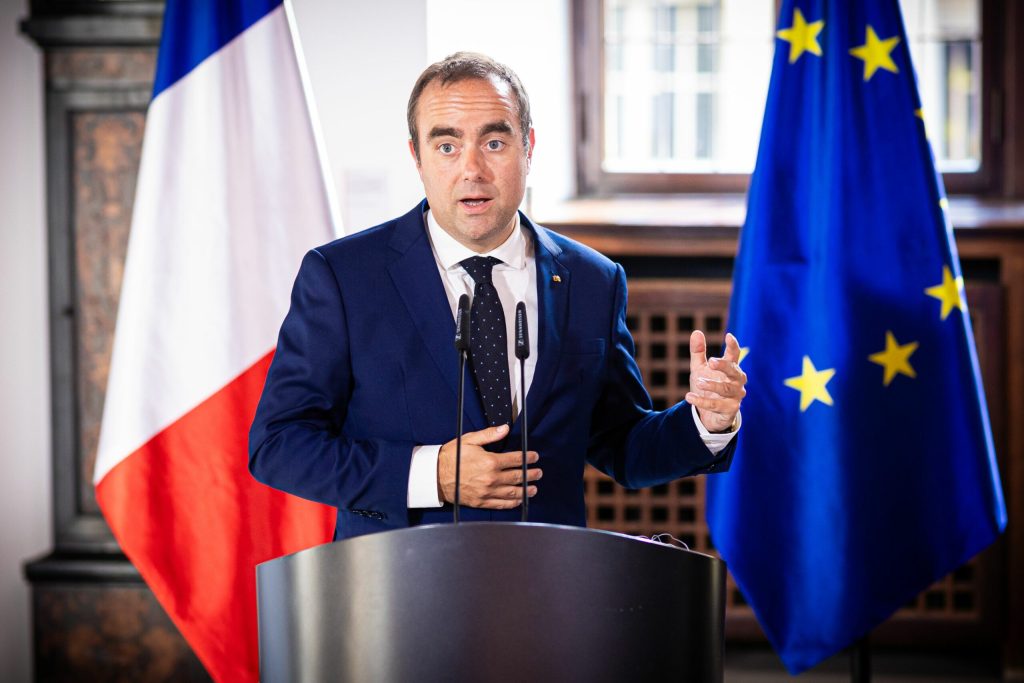Premierul francez solicită o „coordonare mai strânsă” cu statele UE în privința hantavirusului. 3 Premierul francez solicita o coordonare mai stransa cu statele UE in privinta hantavirusului