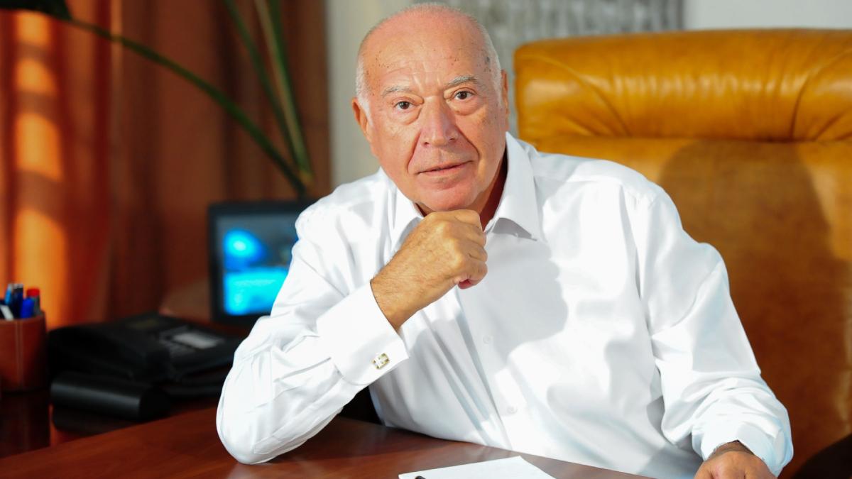 Profesorul Dan Voiculescu Nu toti avem aceeasi vocatie dar cu toti avem responsabilitati
