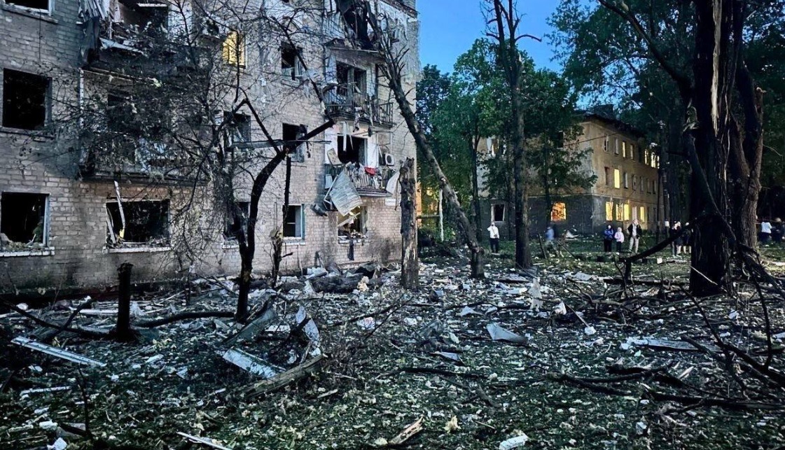 Rusia lanseaza unul dintre cele mai mari atacuri aeriene asupra Ucrainei Peste 500 de drone si zeci de rachete au atacat opt regiuni