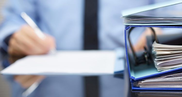 Sute de clujeni mai aproape de proprietatile lor Comisia de fond funciar a judetului a aprobat favorabil 42 de puncte de pe ordinea de zi