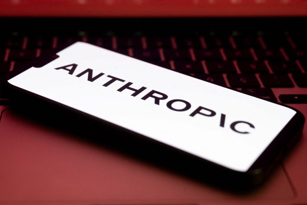 Anthropic suspendă cele mai recente modele de IA din cauza unei directive a SUA care limitează accesul străin. 2 Anthropic suspenda cele mai recente modele de IA din cauza unei directive a SUA care limiteaza accesul strain
