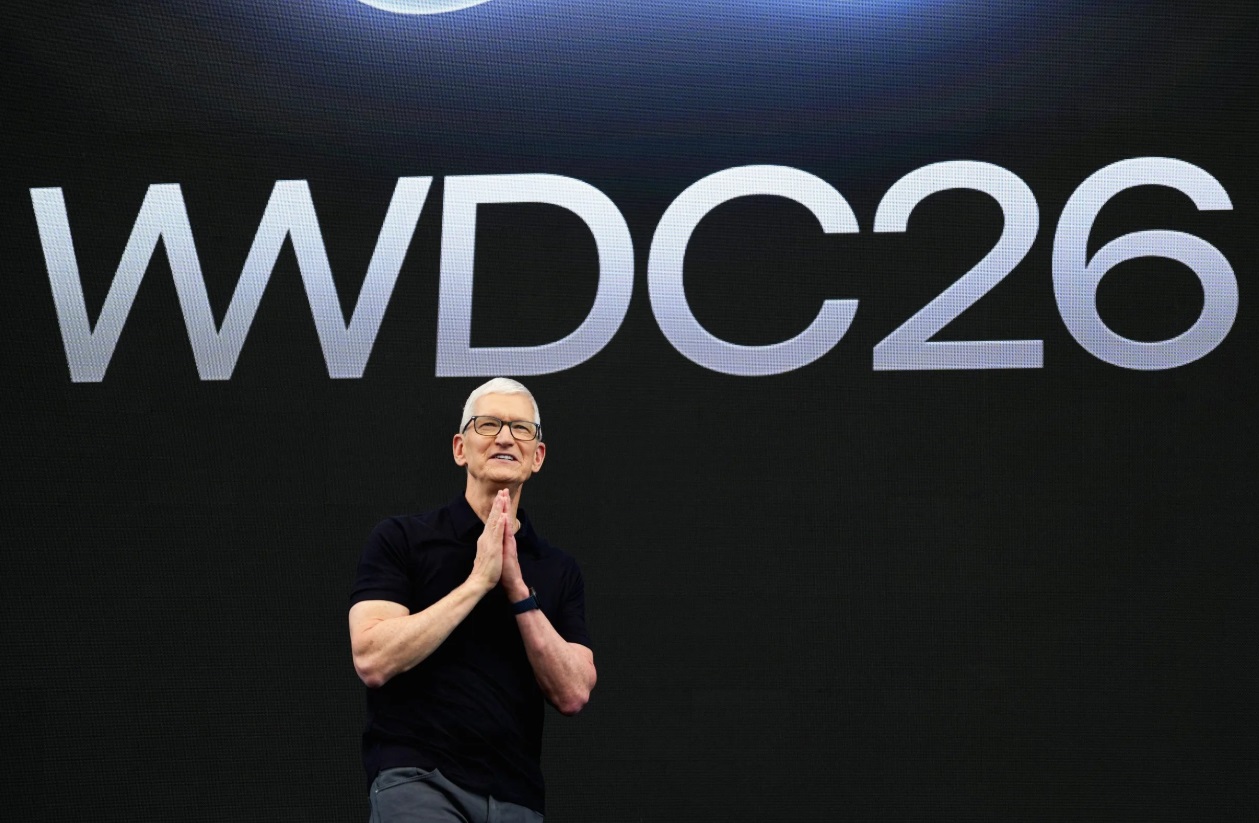 Apple lanseaza Siri AI si isi amplifica prezenta in competitia inteligentei artificiale Ultima conferinta WWDC sustinuta de Tim Cook