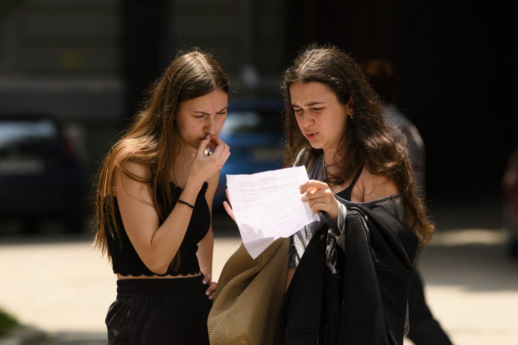 Ce oper va fi la examenul de bacalaureat 2026 la limba romn ion i enigma otiliei sunt printre favorite pe o platform asemanatoare cu polymarket