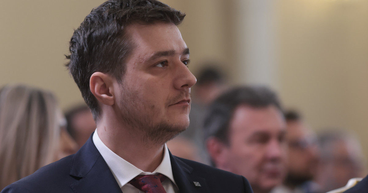 Cine este Cosmin Soare-Filatov, consilierul lui Nicușor Dan, propus pentru conducerea Ministerului… 2 Cine este Cosmin Soare Filatov consilierul lui Nicusor Dan propus pentru conducerea Ministerului