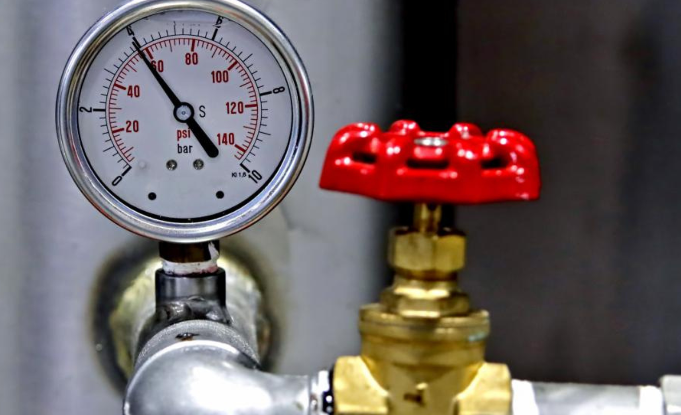 Cosmar pentru locatarii unui bloc din Cluj Napoca De 3 zile sunt fara gaz si asteapta sa li se rezolve problema Nu avem apa calda pentru un dus