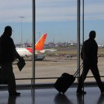 Despagubiri in 3 ore bagaj de mana inclus si fara taxe pentru copii Ce schimbariel aduce noul acord al UE pentru pasagerii aerieni