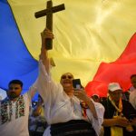 Diana Sosoca si Dan Diaconescu au participat la Marsul Normalitatii organizat pentru a sprijini valorile familiei traditionale