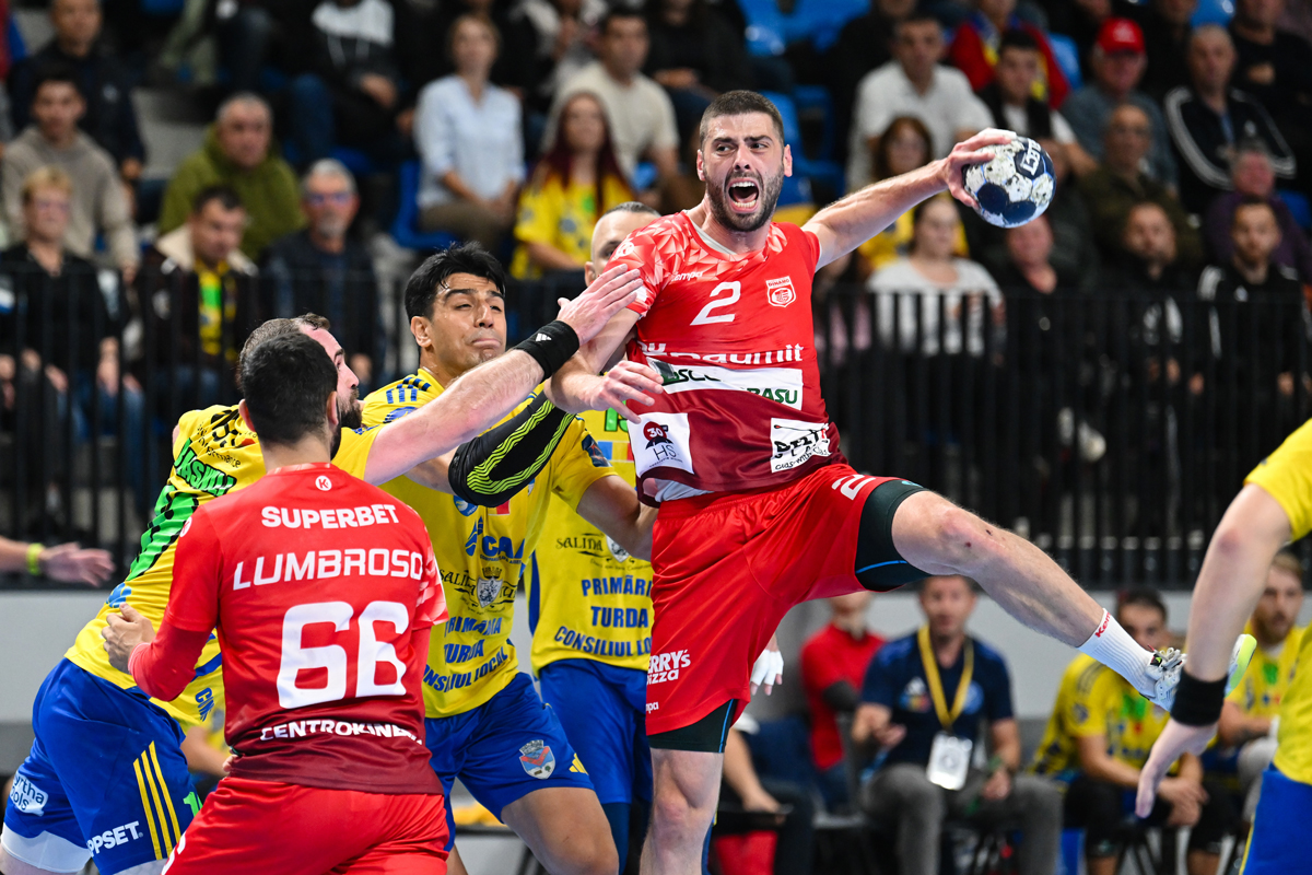 Dinamo Bucuresti grupa remarcabila in Liga Campionilor la handbal dueluri cu Barcelona si Montpellier Noul format schimba radical competitia