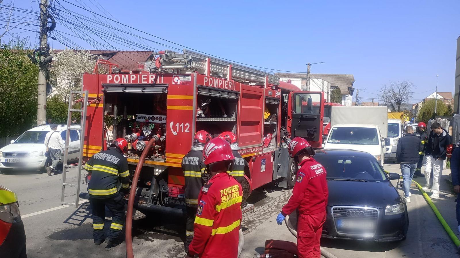 Incendiu de amploare la o casa din judetul Buzau