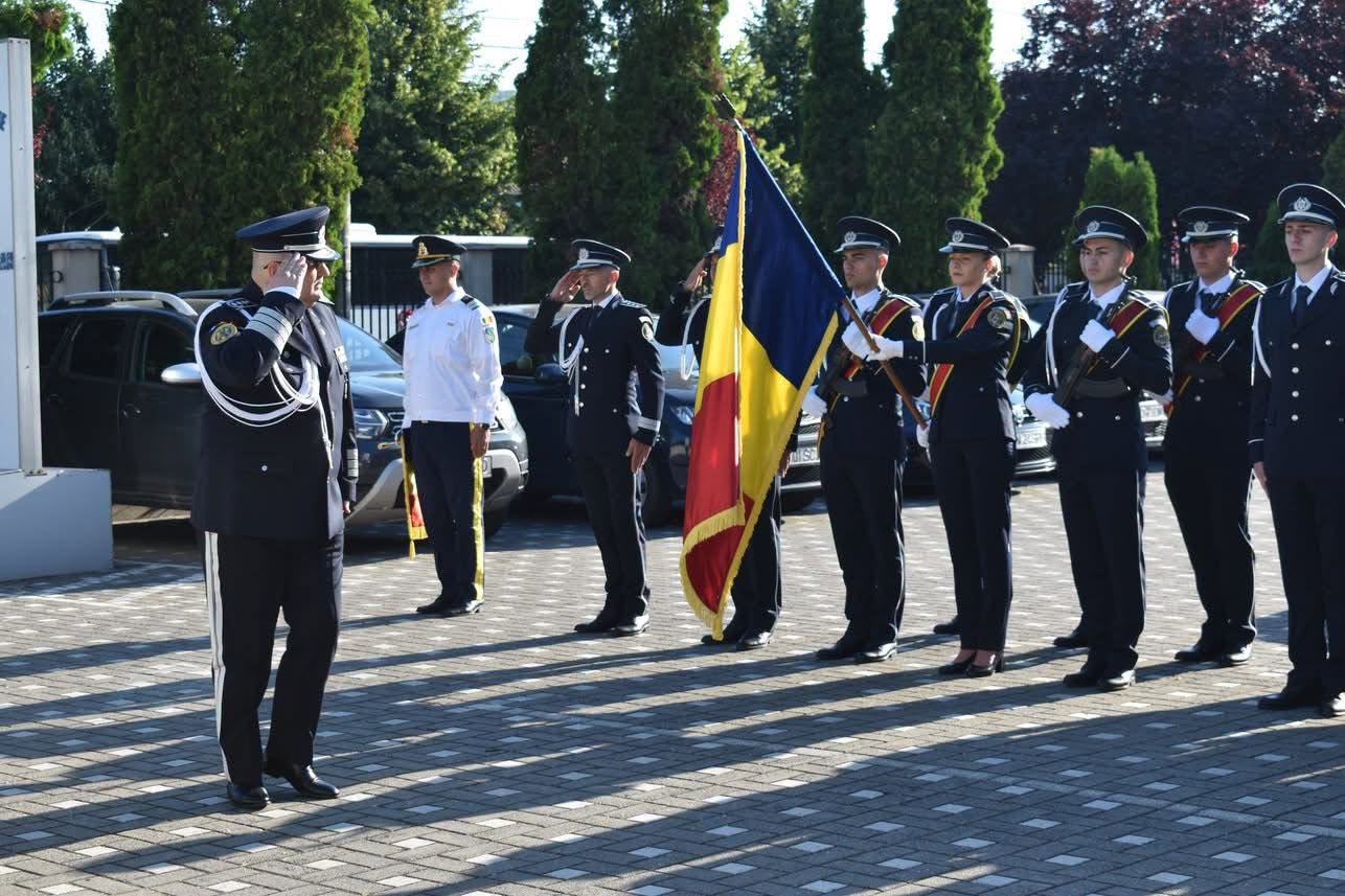 O noua generatie de politisti la Cluj Napoca 288 de tineri si au depus juramantul de credinta