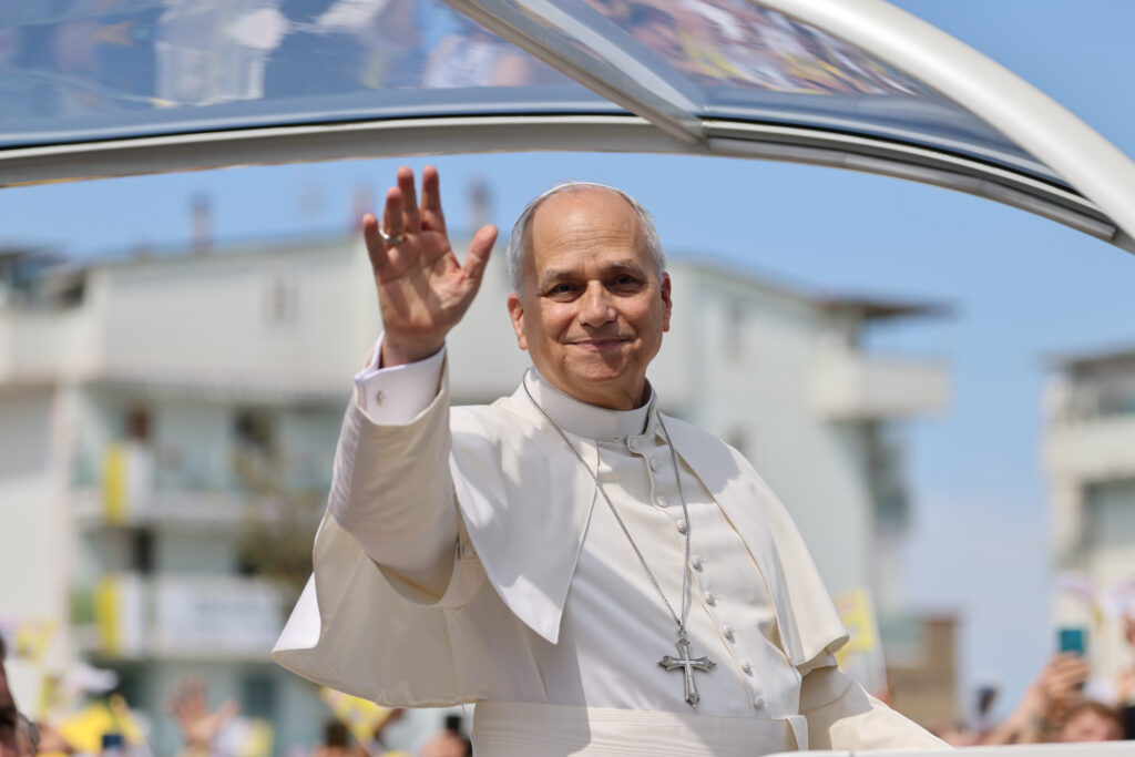 Papa Leon al XIV lea a atentionat Parlamentul Spaniei ca lumea se confrunta cu o criza adanca