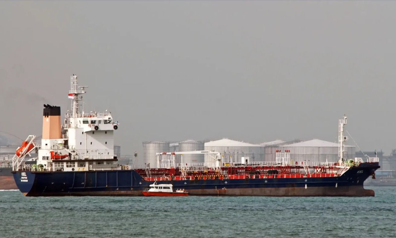 Petrolier atacat in aproprierea coastelor Omanului Ar putea fi al treilea atac al SUA in aceasta saptamana