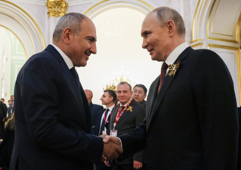 Putin emite un avertisment catre Armenia inainte de alegeri apropierea de Europa ar putea avea consechinte