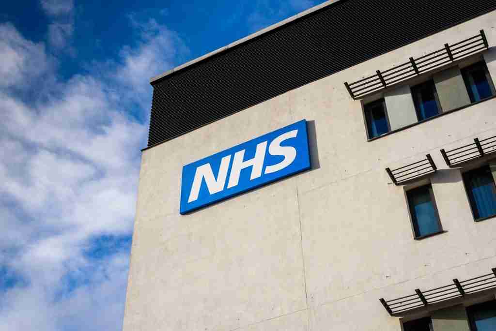 Reforme in sistemul de sanatate britanic implementarea dosarului medical unic si abolirea NHS England