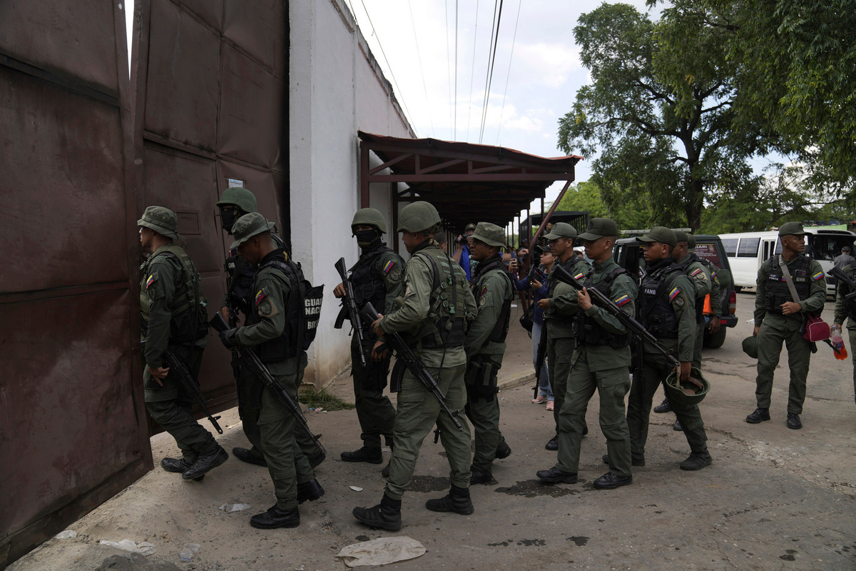 Statele Unite l au eliminat pe liderul Trenului de Aragua din Venezuela intr un atac militar sustine Trump