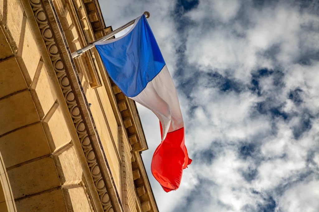 Un nou scandal de intervenție electorală zguduie Europa. Franța acuză o companie din Israel. 2 Un nou scandal de interventie electorala zguduie Europa Franta acuza o companie din Israel