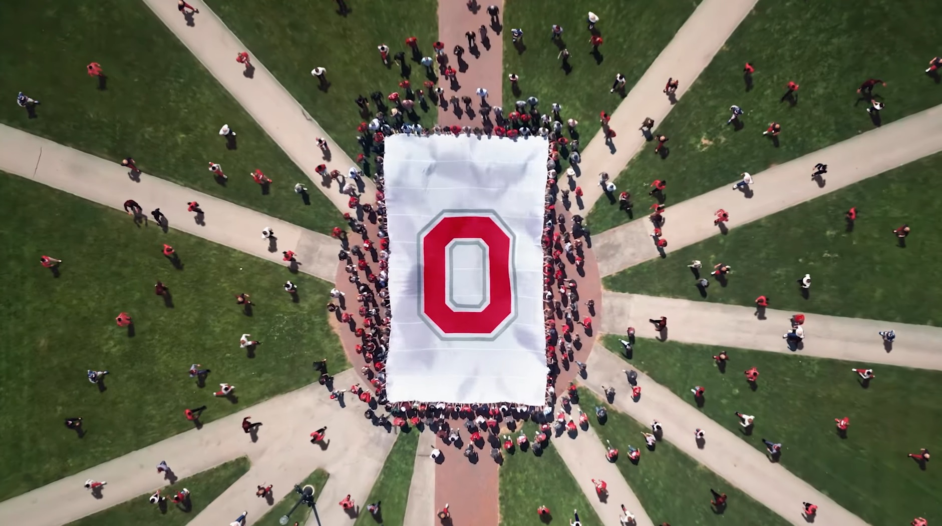 Universitatea Ohio State achita 100 de milioane de dolari in urma unuia dintre cele mai mari scandaluri sexuale din SUA