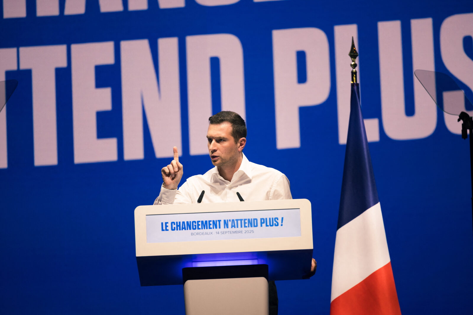 sondaj pentru alegerile prezidentiale din franta 2027 jordan bardella atinge cel mai inalt nivel iar edouard philippe se mentine peste gabriel attal