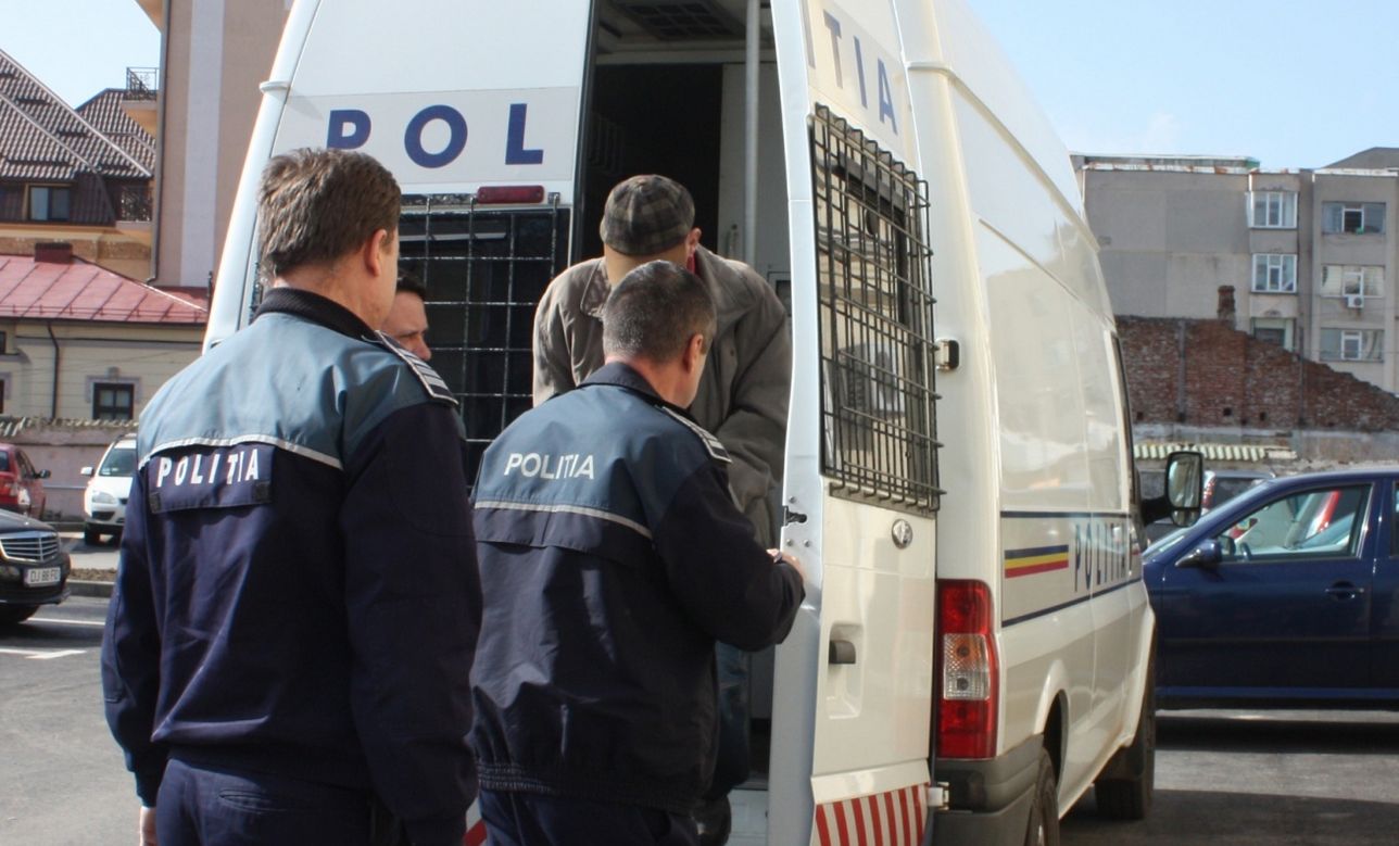 un alt barbat din cluj a fost retinut pentru incalcarea unui ordin de protectie multi se expun dar politia mentine o toleranta zero in aceste cazuri