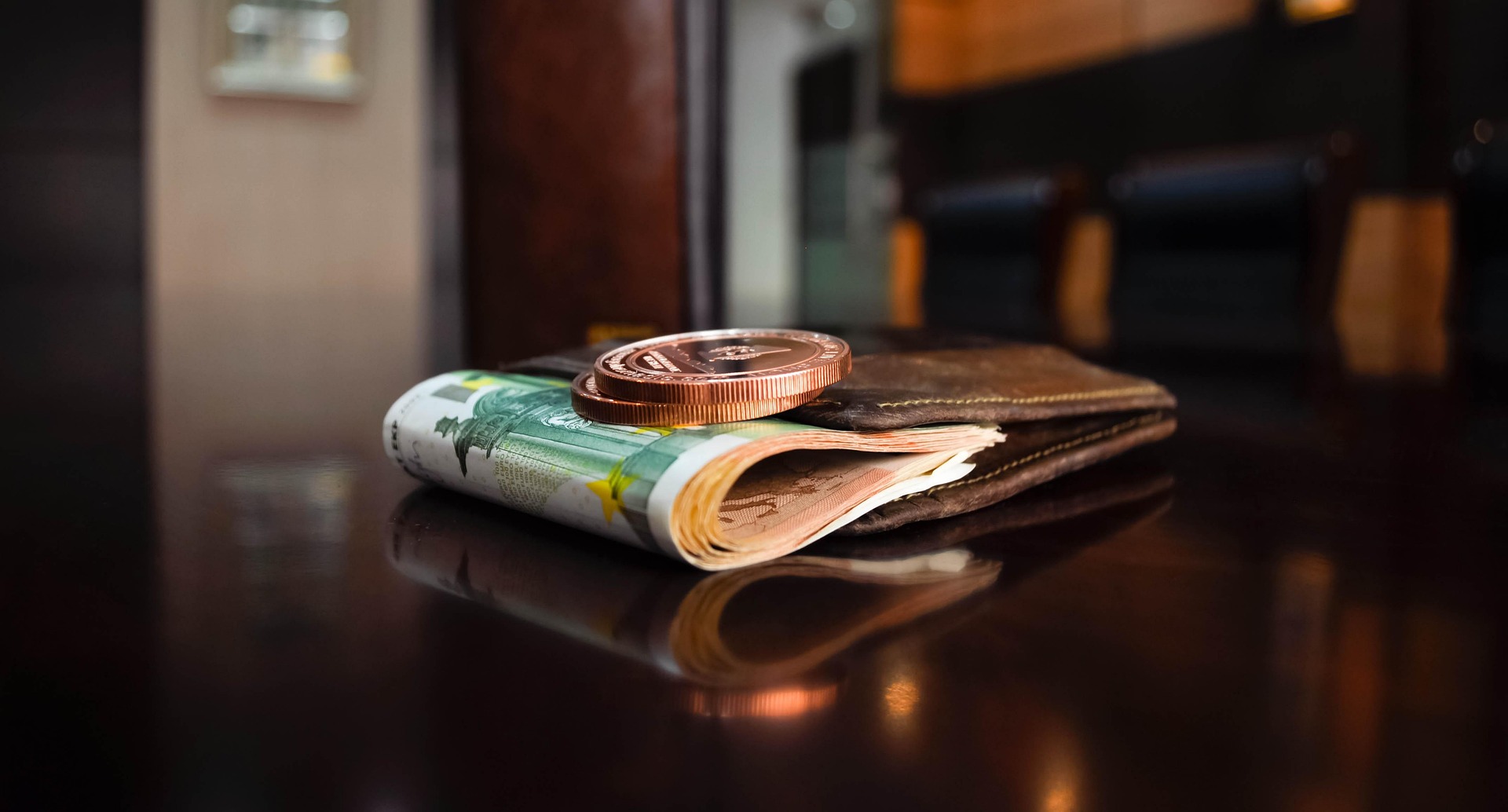 A crezut că vorbește cu ANAF și a pierdut aproape 32.000 de lei în doar câteva minute. 2 A crezut ca vorbeste cu ANAF si a pierdut aproape 32000 de lei in doar cateva minute