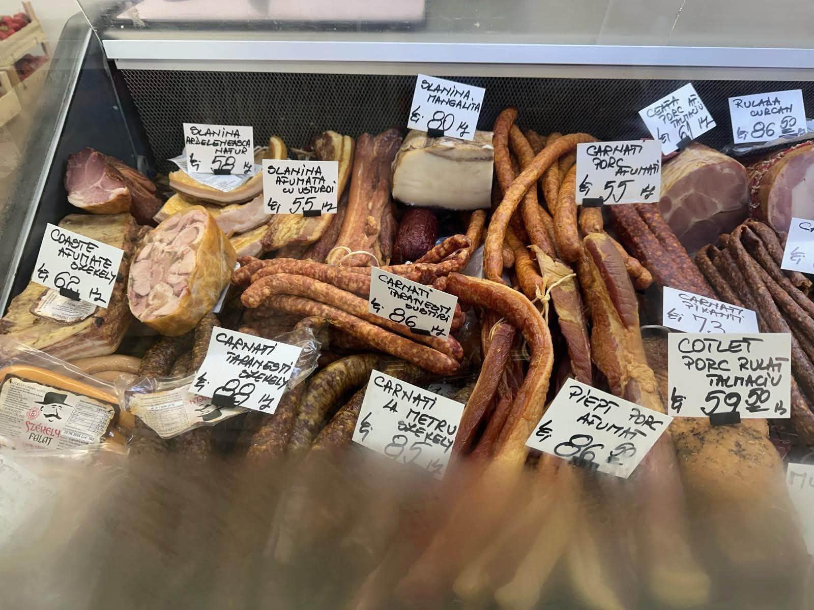ANPC a realizat controale în magazine și a găsit nereguli grave la carne, lapte și ouă. 2 ANPC a realizat controale in magazine si a gasit nereguli grave la carne lapte si oua