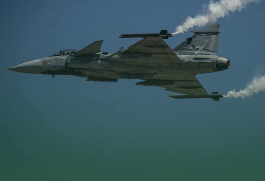 Alertă la granița României: avioane NATO au interceptat o cursă aeriană din China. 2 Alert la grania Romniei avioane NATO au interceptat o curs aerian din China