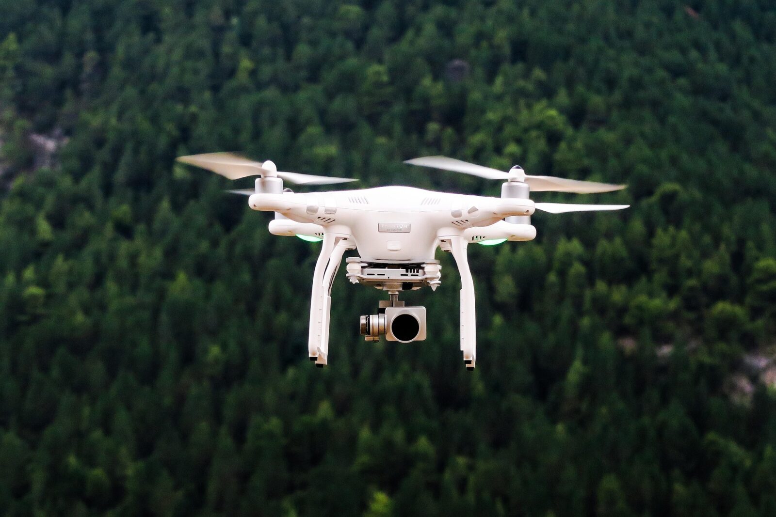 Ambasada Rusiei din Suedia a fost atacată cu drone. 2 Ambasada Rusiei din Suedia a fost atacata cu drone