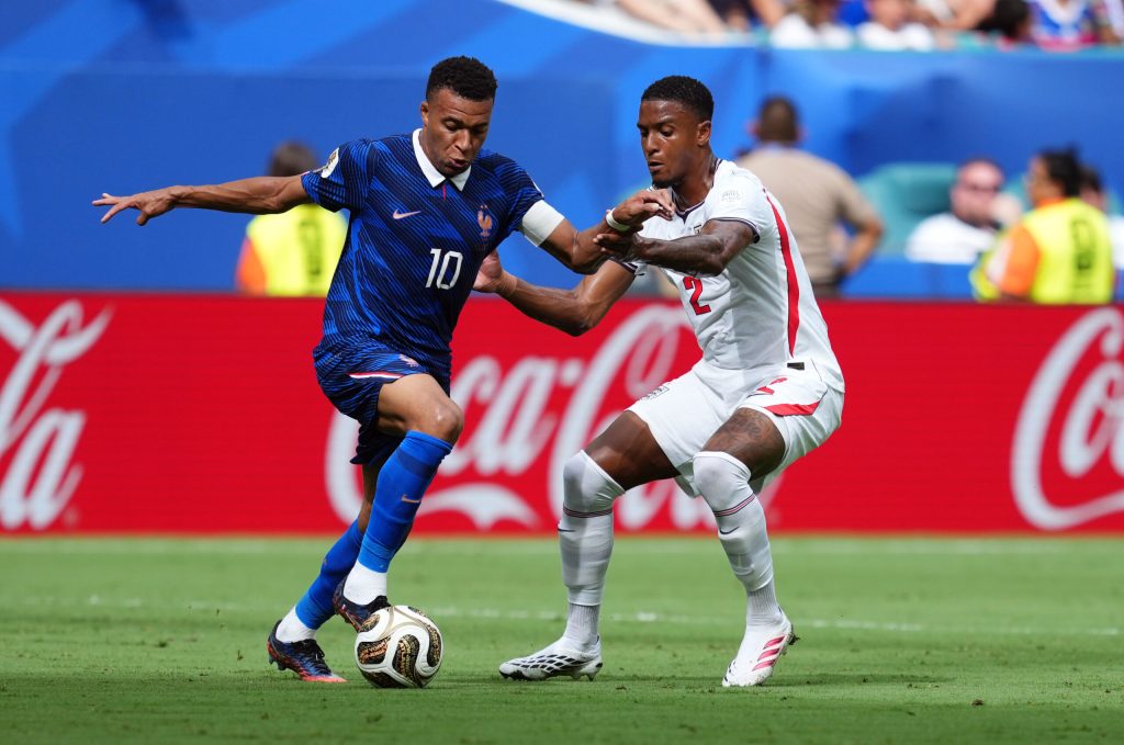 Anglia 6 4 Franta a intrat in istorie Record absolut de goluri in finala mica iar Mbappe l a depasit pe Messi