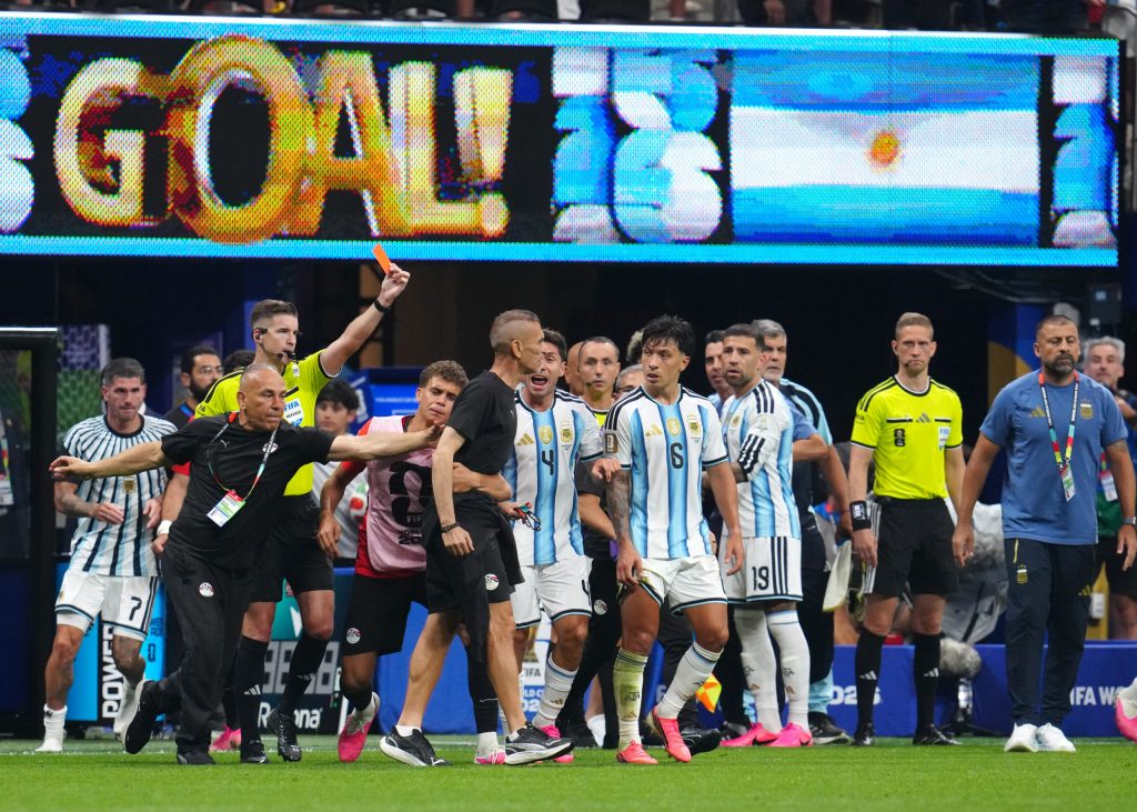 Argentina s a calificat in semifinalele Campionatului Mondial dupa ce a invins Elvetia cu 3 1