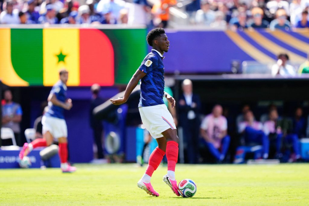 Aurélien Tchouaméni va fi absent de la meciul Franței împotriva Paraguayului din optimile de finală ale Cupei Mondiale 2026. 2 Aurelien Tchouameni va fi abstent de la meciul Frantei impotriva Paraguayului din optimile de finala ale Cupei Mondiale 2026