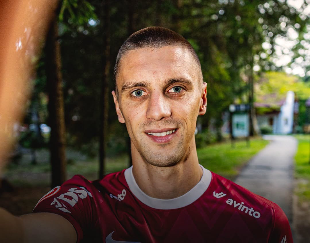 CFR Cluj a achizitionat un mijlocas defensiv bosniac Igor Savic a semnat cu fosta vicecampioana