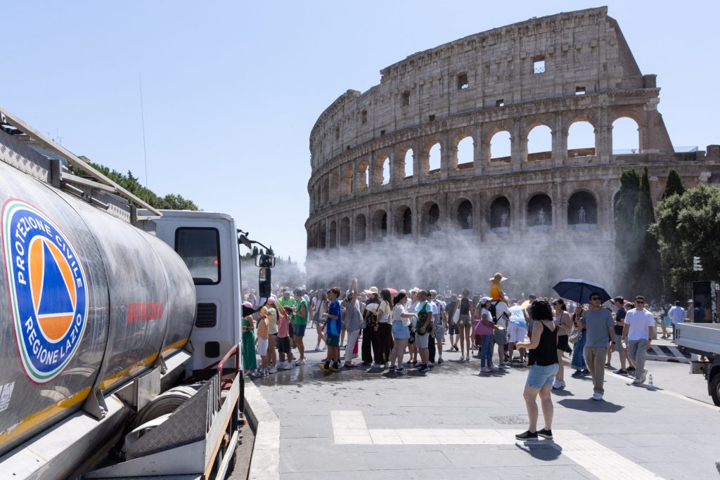 Canicula umple buzunarele Pierderile ajung la 12 miliarde de euro pe an