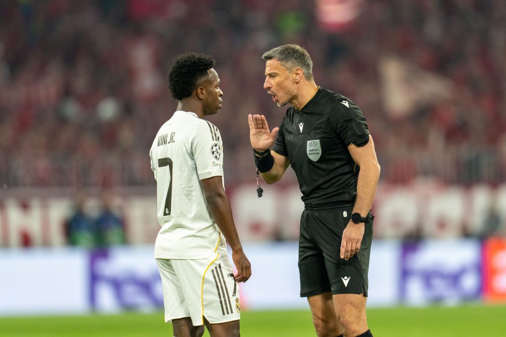 Dezvăluire: De ce fanii Argentinei sunt îngrijorați în legătură cu numirea arbitrului pentru finala Cupei Mondiale 2 Dezvaluire De ce fanii Argentinei sunt ingrijorati in legatura cu numirea arbitrilor pentru finala Cupei Mondiale