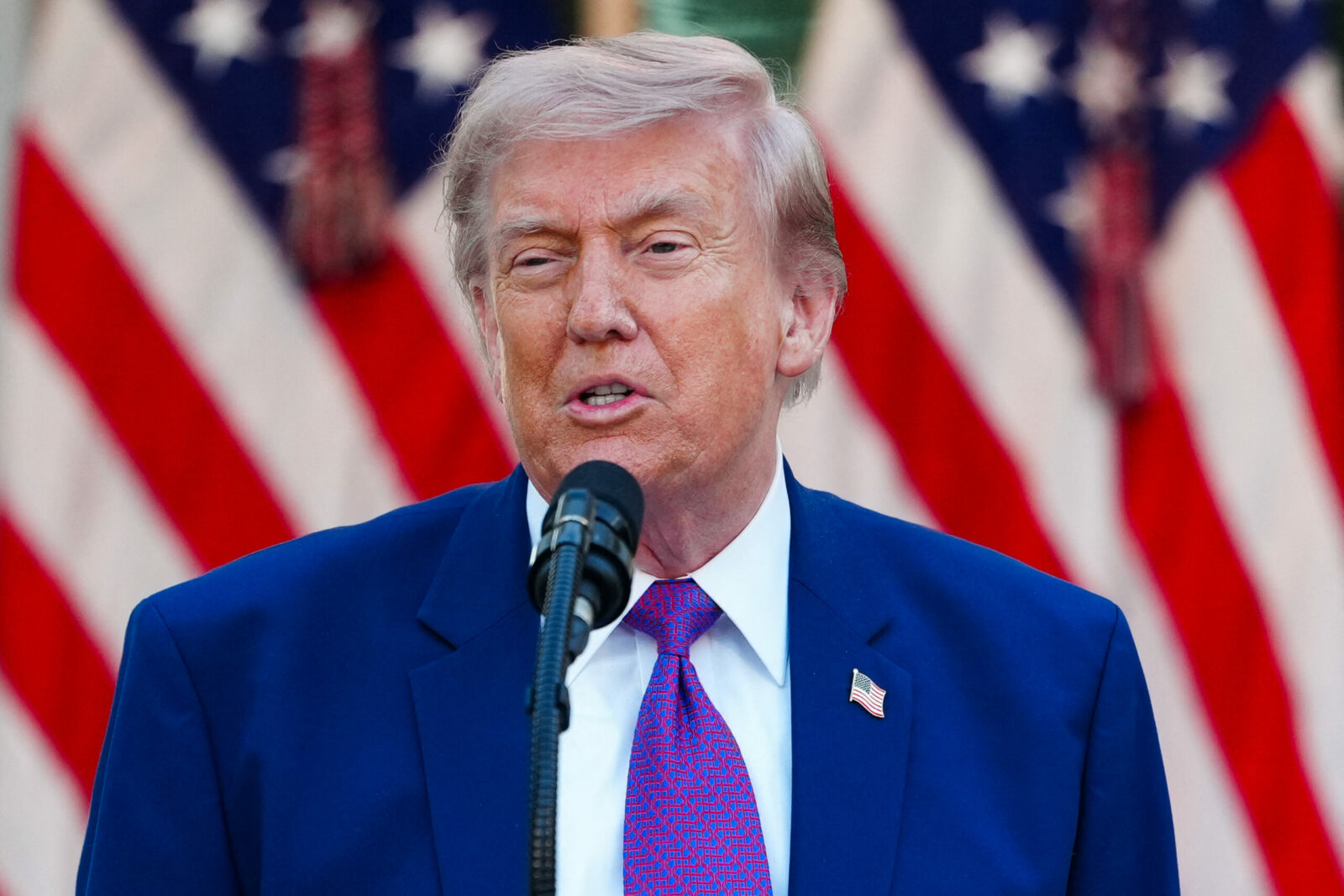 Donald Trump anunta un nou control medical la Walter Reed si declara ca a trecut din nou testul de evaluare cognitiva
