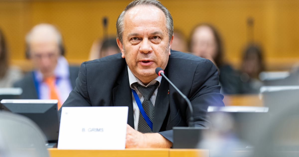 EPP va expulsat pe Branko Grims din Slovenia din cauza cooperarii cu extrema dreapta