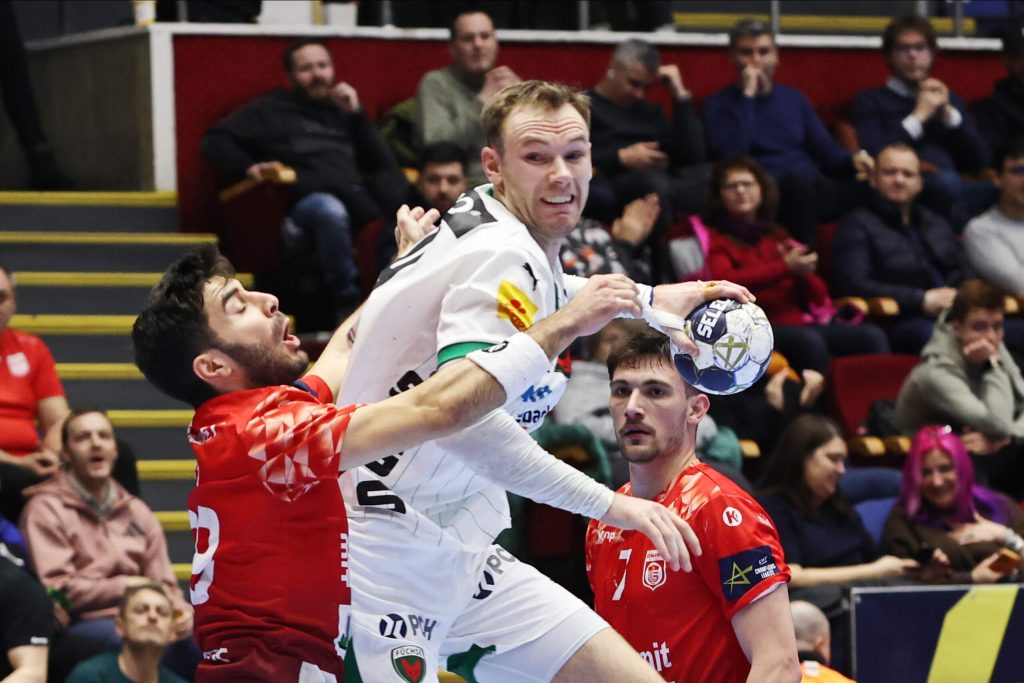 Format nou la Campionatul Mondial de Handbal Masculin pentru Cluburi. Trei echipe europene participă la începutul competiției. 2 Format nou la Campionatul Mondial de Handbal Masculin pentru Cluburi Trei echipe europene participa la inceputul competitiei