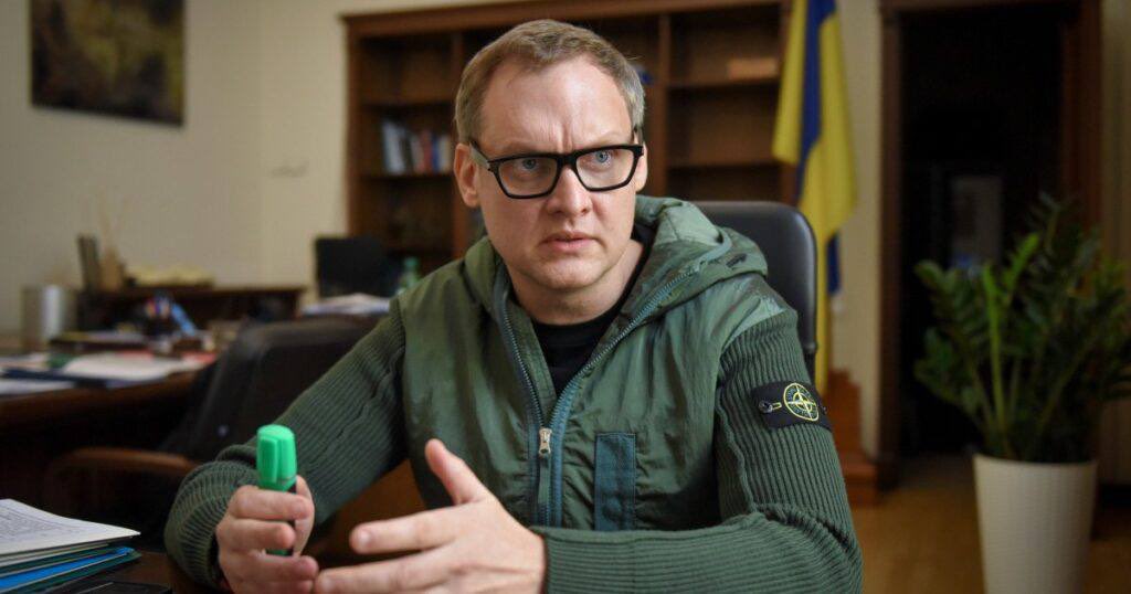 Fostul adjunct al lui Zelenski va rămâne sub control judiciar până în septembrie, în cazul de corupție. 2 Fostul adjunct al lui Zelenski va ramane sub control judiciar pana in septembrie in cazul de coruptie