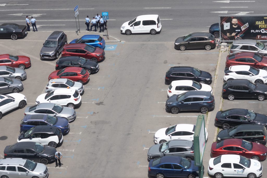 Frauda de 300 de milioane de euro cu TVA in sectorul auto Arestari si perchezitii in trei tari