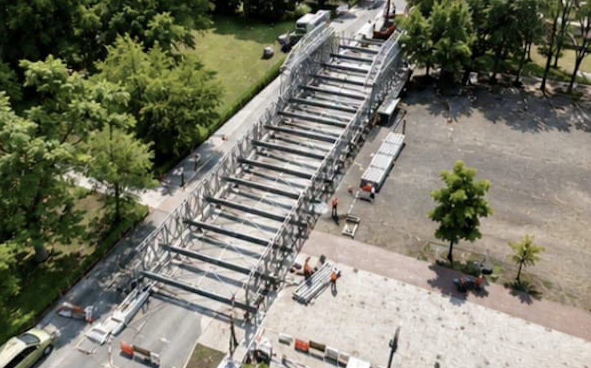 Informații importante pentru clujeni: Podul temporar de la Garibaldi este pregătit pentru instalare! Iată ce se va întâmpla cu traficul pe Someșul Mic în zilele următoare. 2 Informatii importante pentru clujeni Podul temporar de la Garibaldi este pregatit pentru instalare Iata ce se va intampla cu traficul pe Somesul Mic in zilele urmatoare