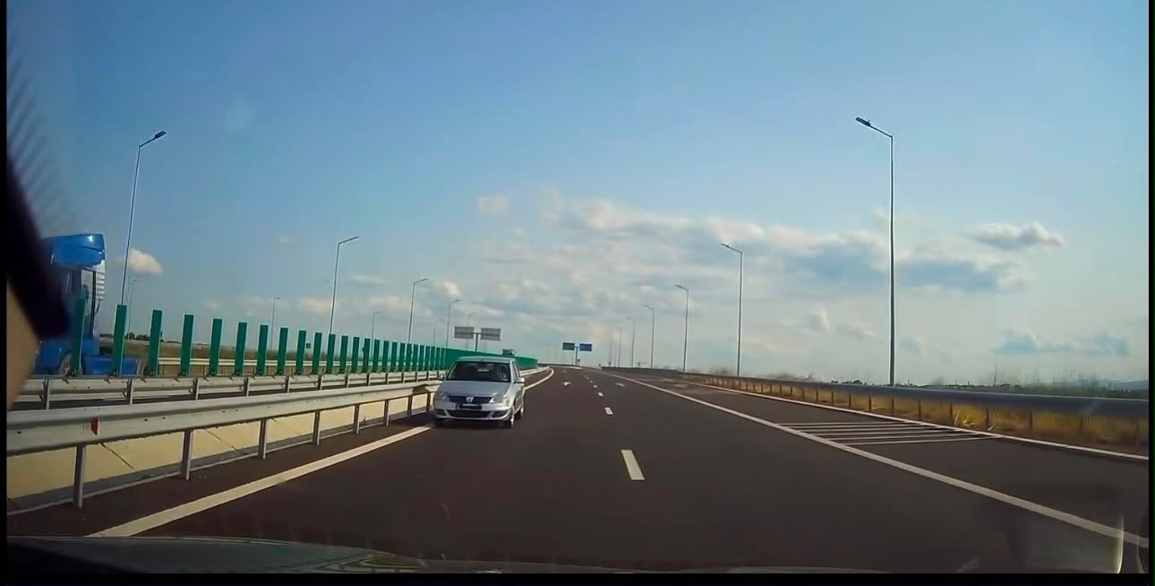 Politistii l au identificat pe soferul care a circulat pe contrasens pe Autostrada A7 Cine este si ce sanctiune a primit