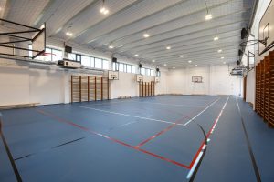 Sala de sport in valoare de 31 milioane de lei la un liceu din Cluj Napoca Panouri fotovoltaice statie de incarcare electrica si echipamente de ultim generatie pentru 955 de elevi