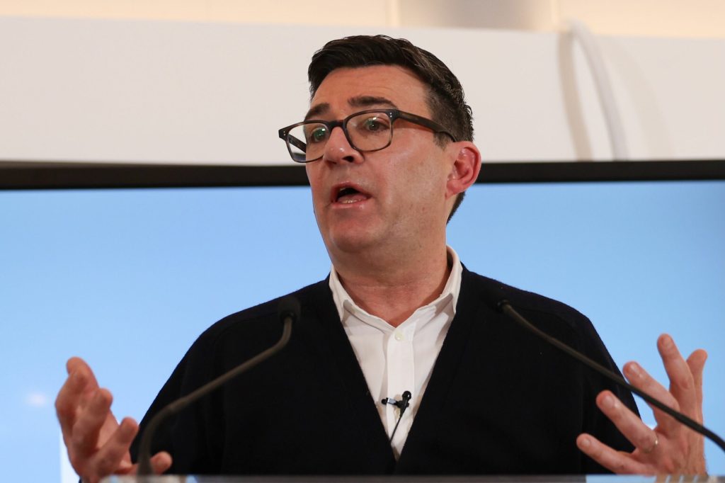 Sondaj: Ar trebui Andy Burnham să organizeze alegeri pentru a obține un mandat de prim-ministru al Marii Britanii? 2 Sondaj Ar trebui Andy Burnham sa organizeze alegeri pentru a obtine un mandat de prim ministru al Marii Britanii