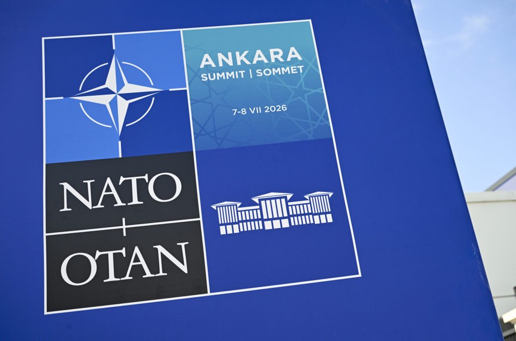 Summitul NATO in Turcia Trump cere loialitate iar viitorul securitatii europene ajunge intr un moment decisiv