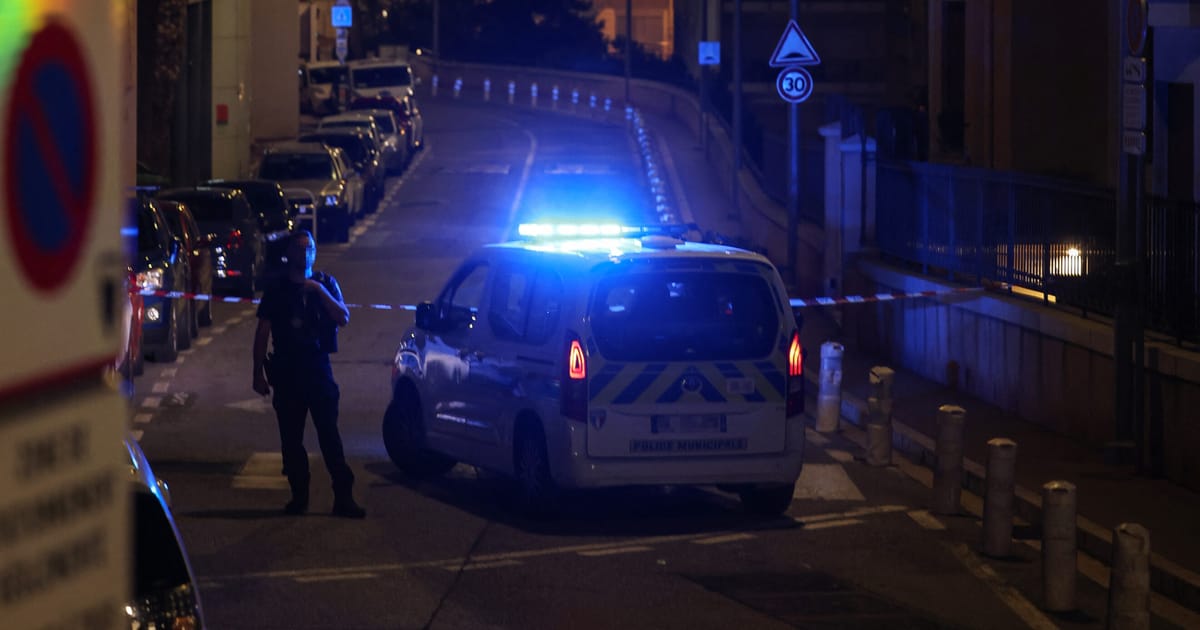 Trei răniți după un atac cu bombă ascunsă într-un pachet în Monaco. 2 Trei raniti dupa un atac cu bomba ascunsa intr un pachet in Monaco