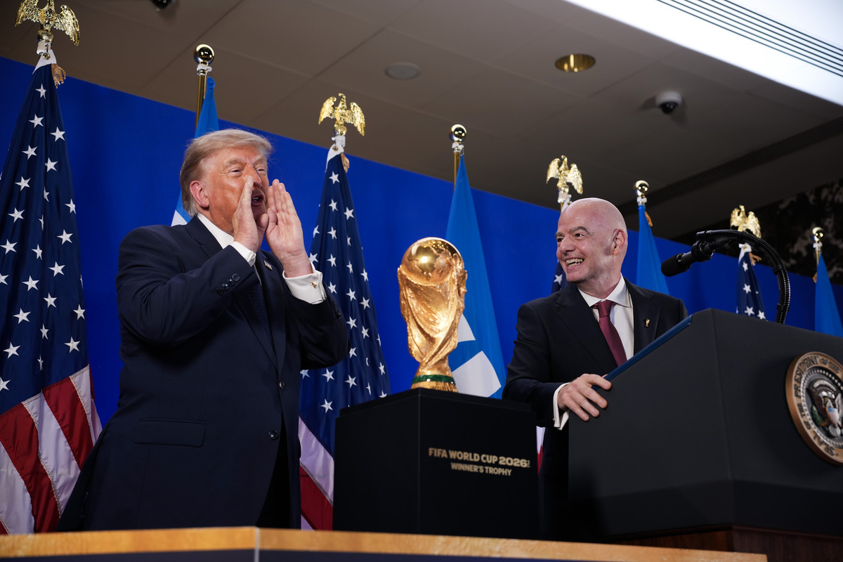 Trump vrea ca SUA să găzduiască din nou un Campionat Mondial, dar fără Mexic și Canada. 3 Trump vrea ca SUA sa gazduiasca din nou un Campionat Mondial dar fara Mexic si Canada