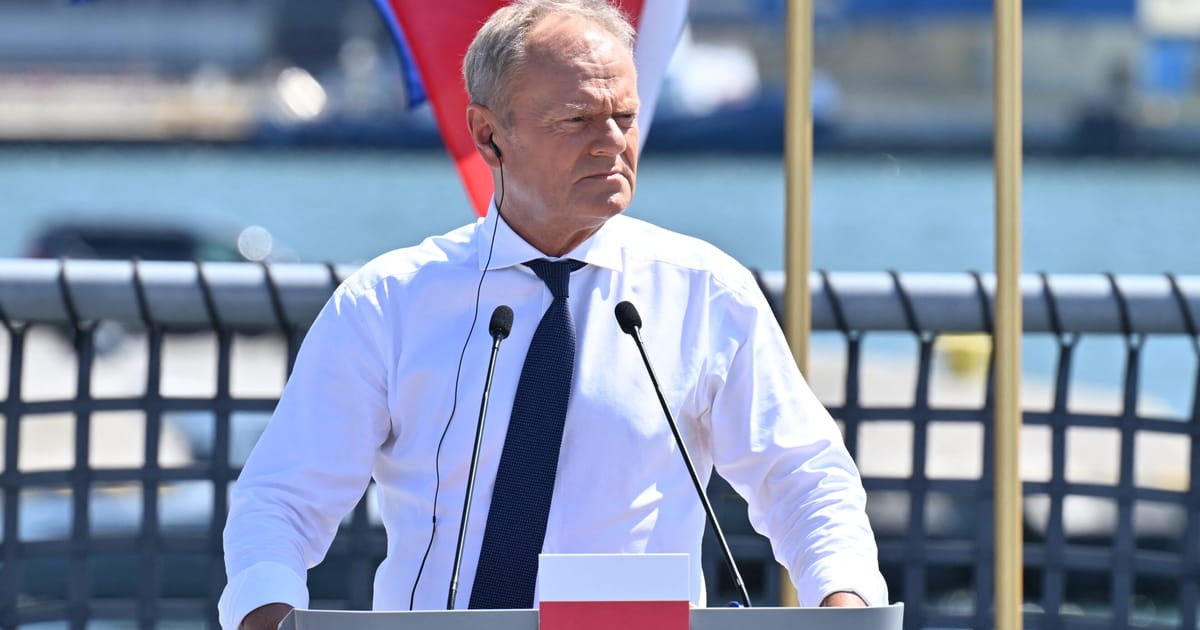 Tusk îi cere Ucrainei să facă eforturi pentru a îmbunătăți relațiile cu Polonia. 2 Tusk ii cere Ucrainei sa faca eforturi pentru a imbunatati relationile cu Polonia