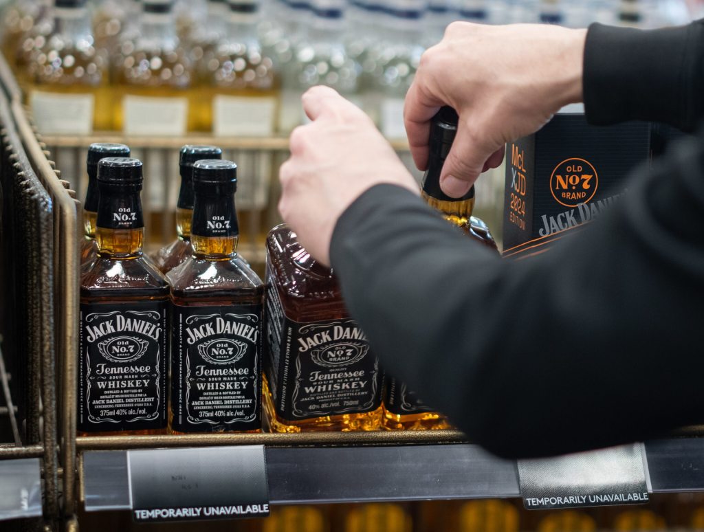 Un roman a fost sanctionat cu o amenda de 18 milioane de euro in Belgia pentru frauda fiscala legata de accizele la alcool
