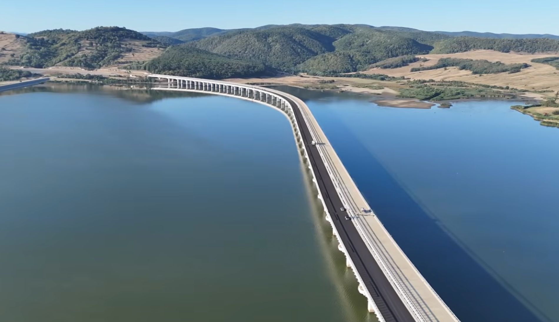 VIDEO Este acesta cel mai frumos segment al Autostrazii Transilvania Viaductul de la Suplacu de Barcau filmati n premiera din interiorul sau Este impresionant